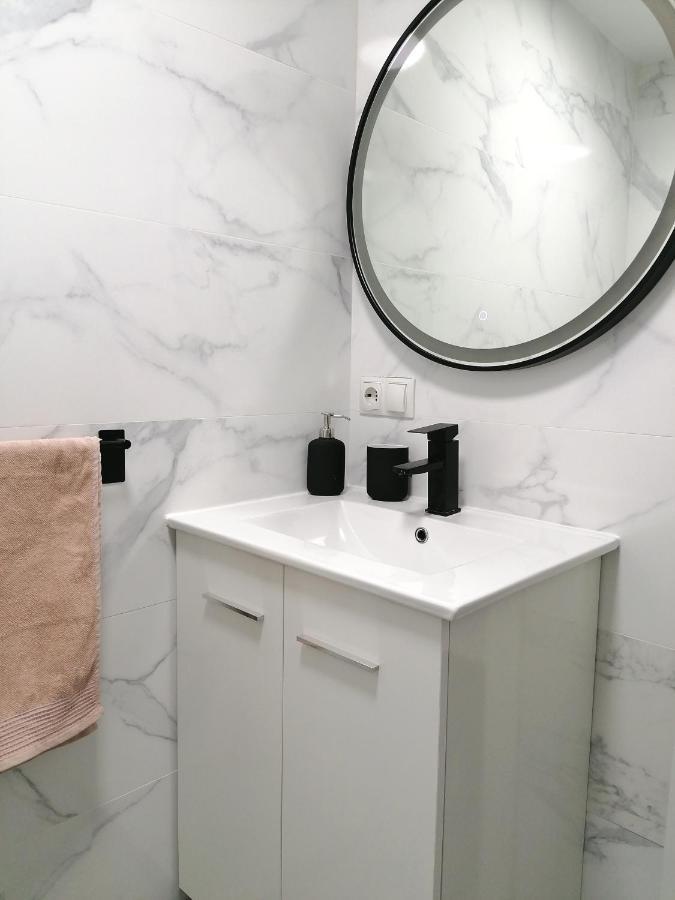 Brisamar Apartamento Con Aire Acondicionado 托雷莫利诺斯 外观 照片