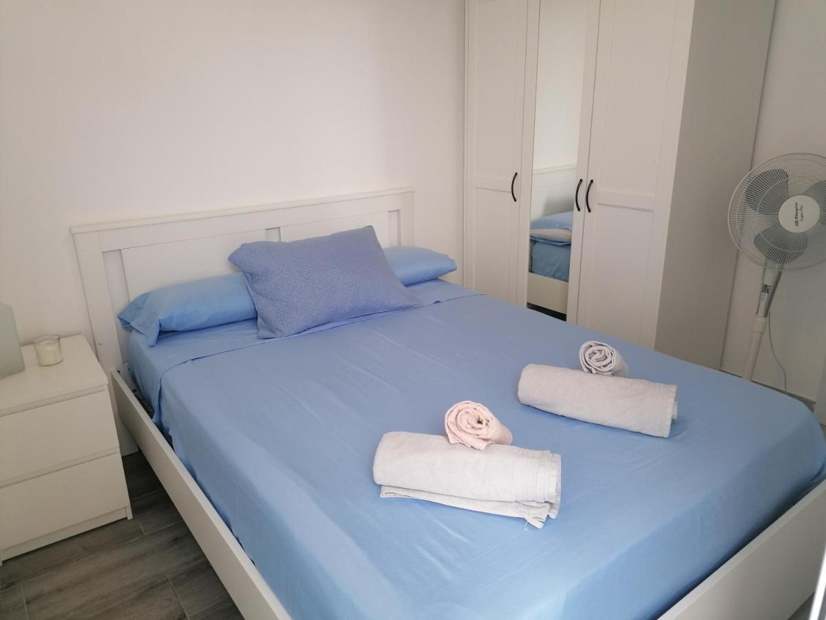 Brisamar Apartamento Con Aire Acondicionado 托雷莫利诺斯 外观 照片